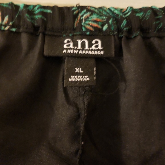 Blouse - Picture 3 of 4